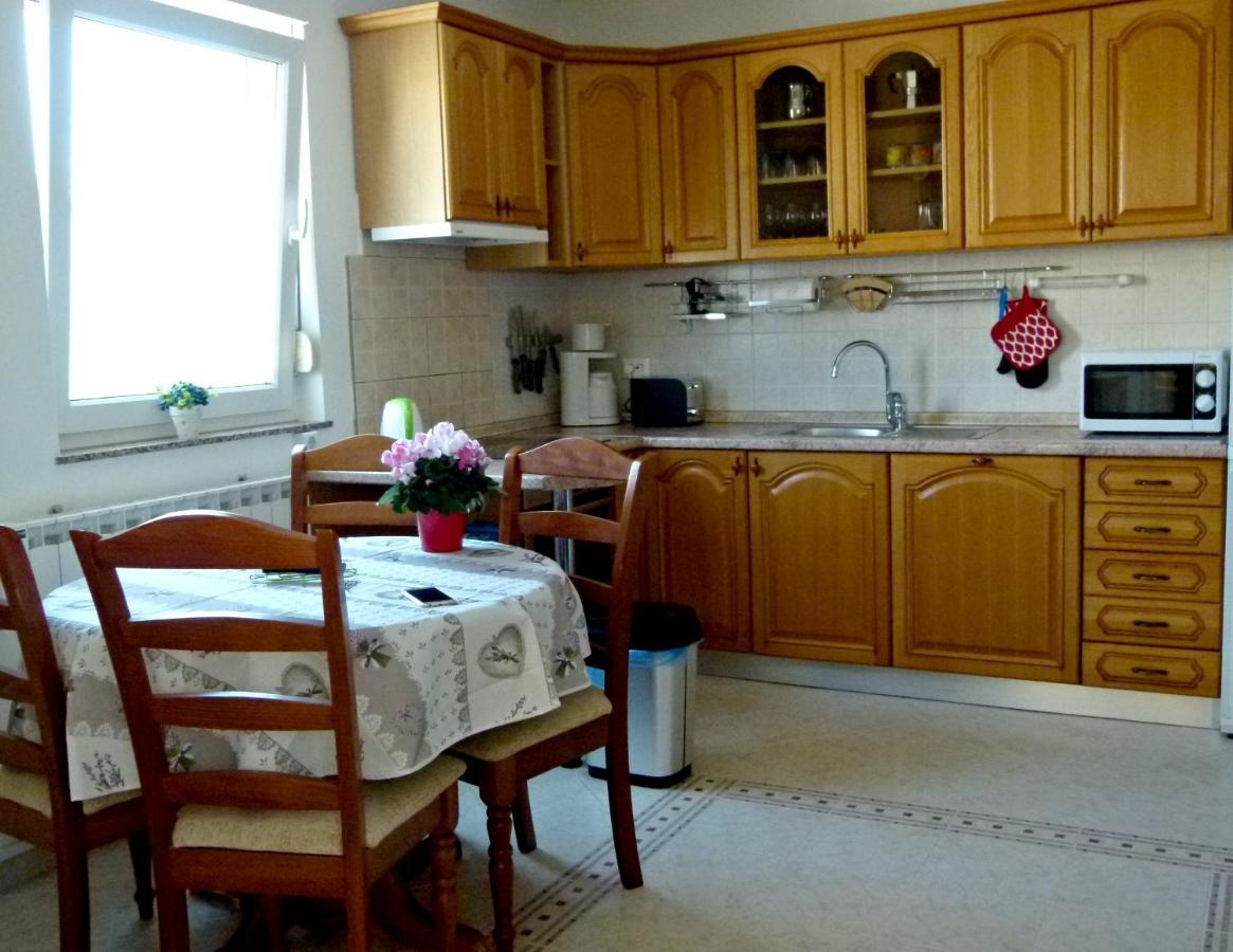 Apartmani Marija เมดูลิน ภายนอก รูปภาพ